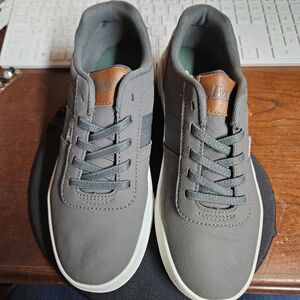 G H Bass Miles Boys Shoes Size 3 NWB